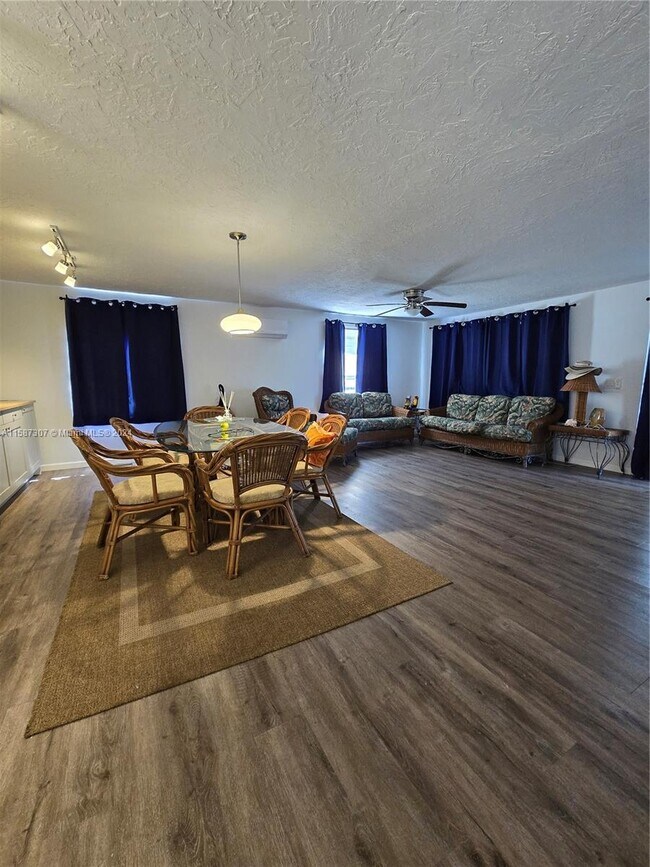 Foto del edificio - 108 Coral Way