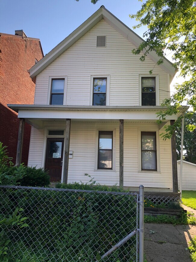 Building Photo - 1344 Jackson St