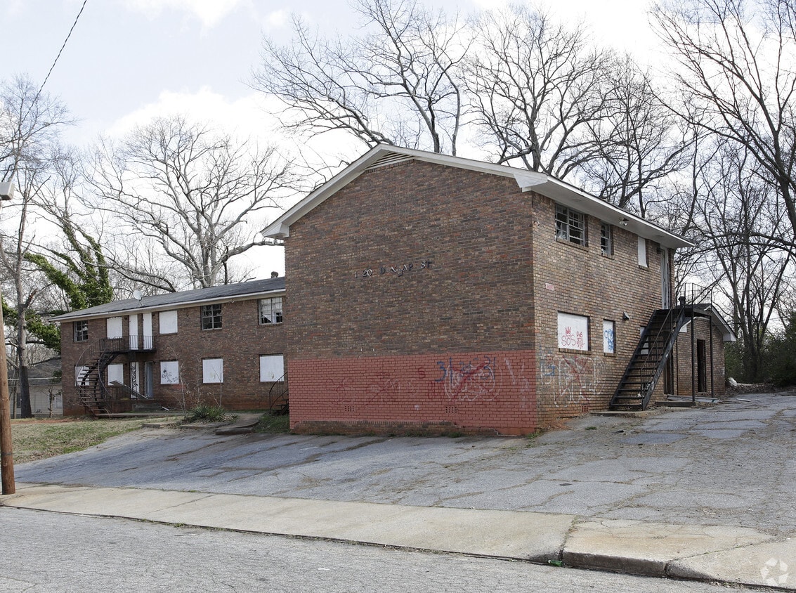 1820 Dunlap Ave, Atlanta, GA 30344 Apartments in Atlanta, GA