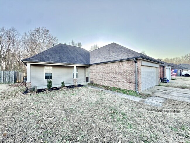 Foto del edificio - 3915 Jordan View Dr