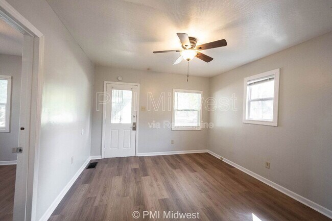 Foto del edificio - 3026 S Rybolt Ave
