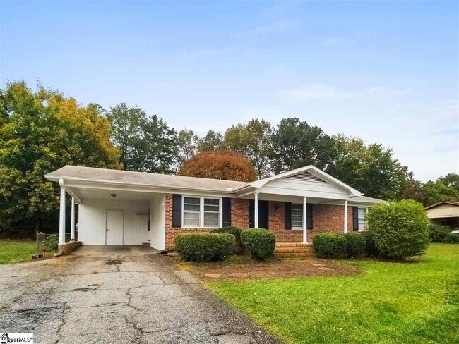 Building Photo - 1013 McAlister Rd