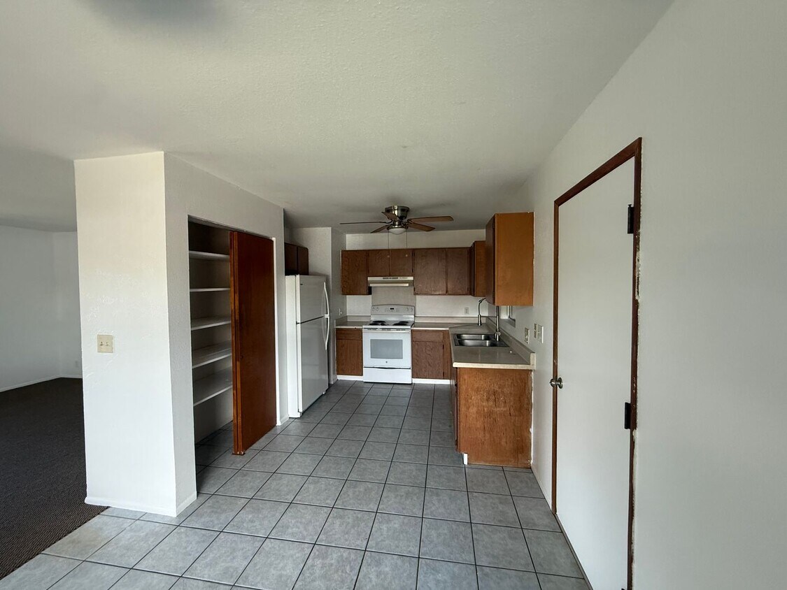 Foto principal - Kekaha 3 bed 1.5 bath single-family home