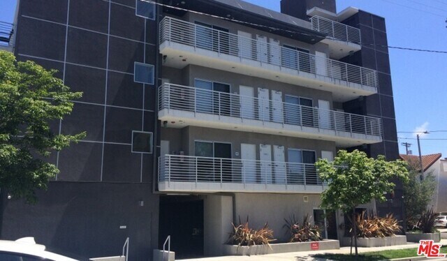 Primary Photo - 11776 Idaho Ave