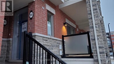 Building Photo - 250 Lagerfeld Dr