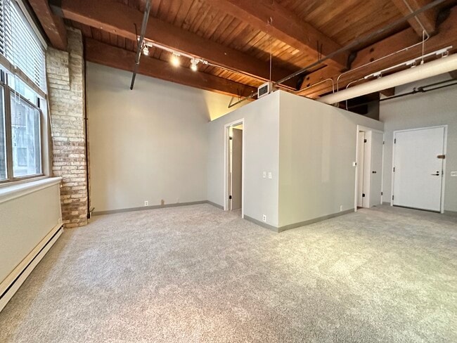 Building Photo - 540 N Lake Shore Dr