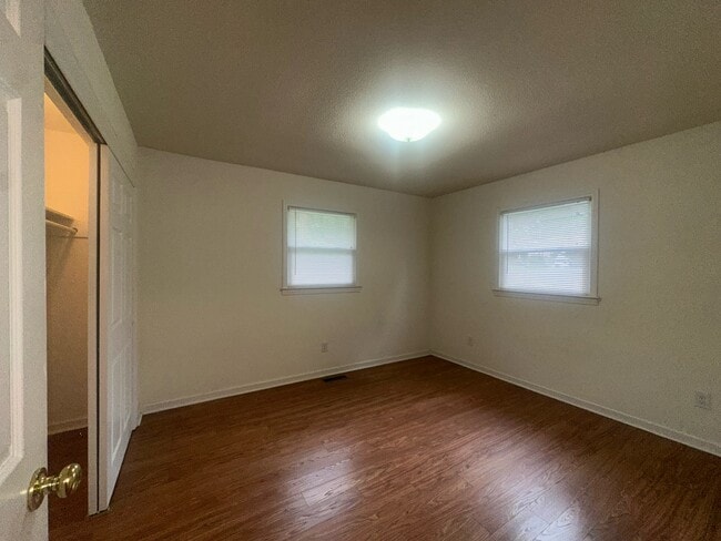 Building Photo - 4698 NC-62