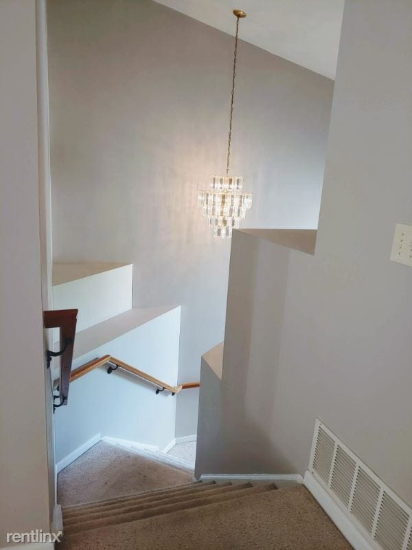 Building Photo - 2 br, 2.5 bath Condo - 5611 Flagstone Way