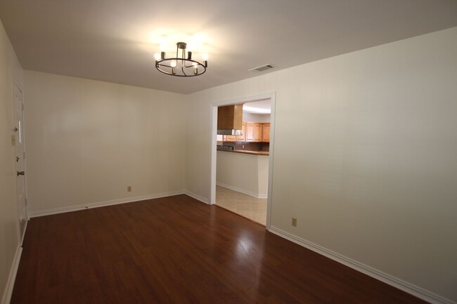 Foto del edificio - Spacious 3/1.5/2 in South Tyler!