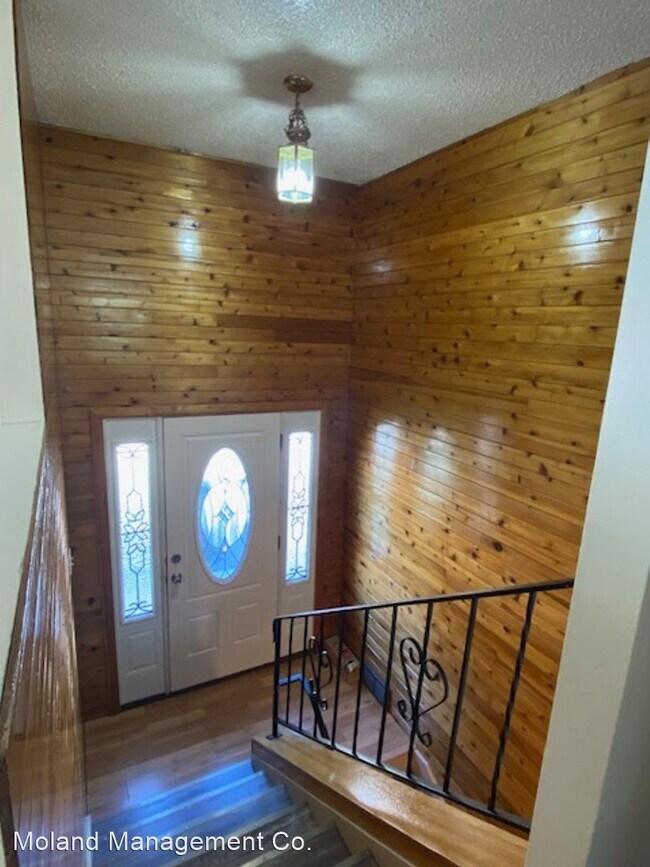 Building Photo - 4 br, 3 bath House - 4033 S Schafer Rd