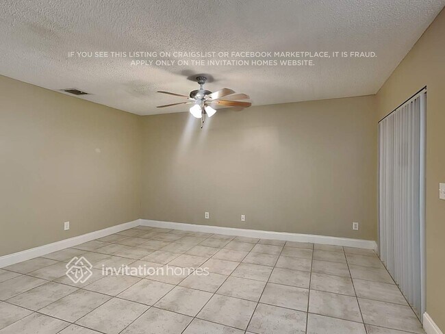 Foto del edificio - 450 SW 182nd Way