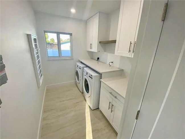 Foto del edificio - 2635 NE 17th St