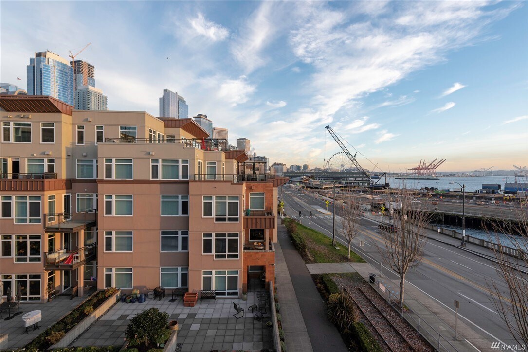 Foto principal - 1900 Alaskan Way