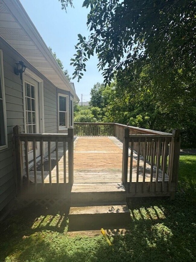 Foto del edificio - 3 bed, 2 bath condo ready for move-in.