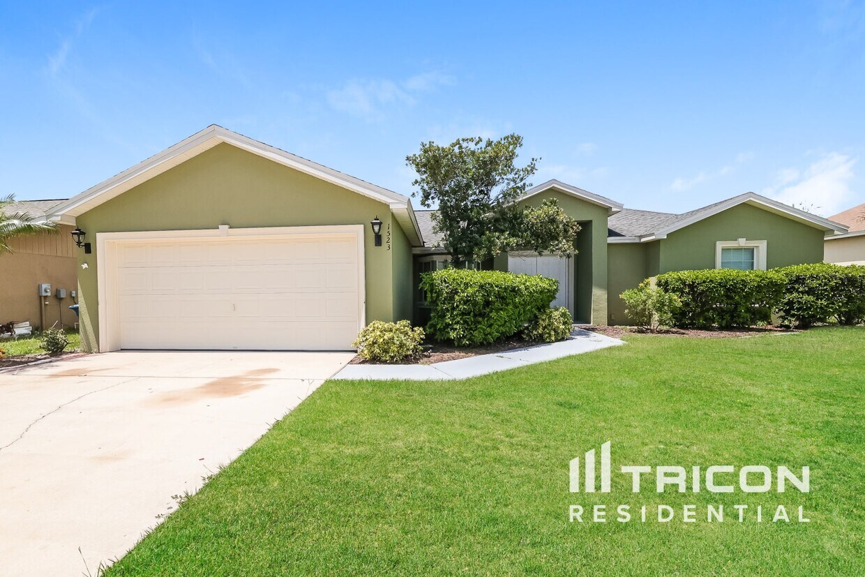 Primary Photo - 1523 Merrimack Pkwy Davenport FL