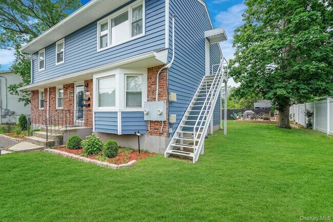 Photo - 140 N 21st St Apartment