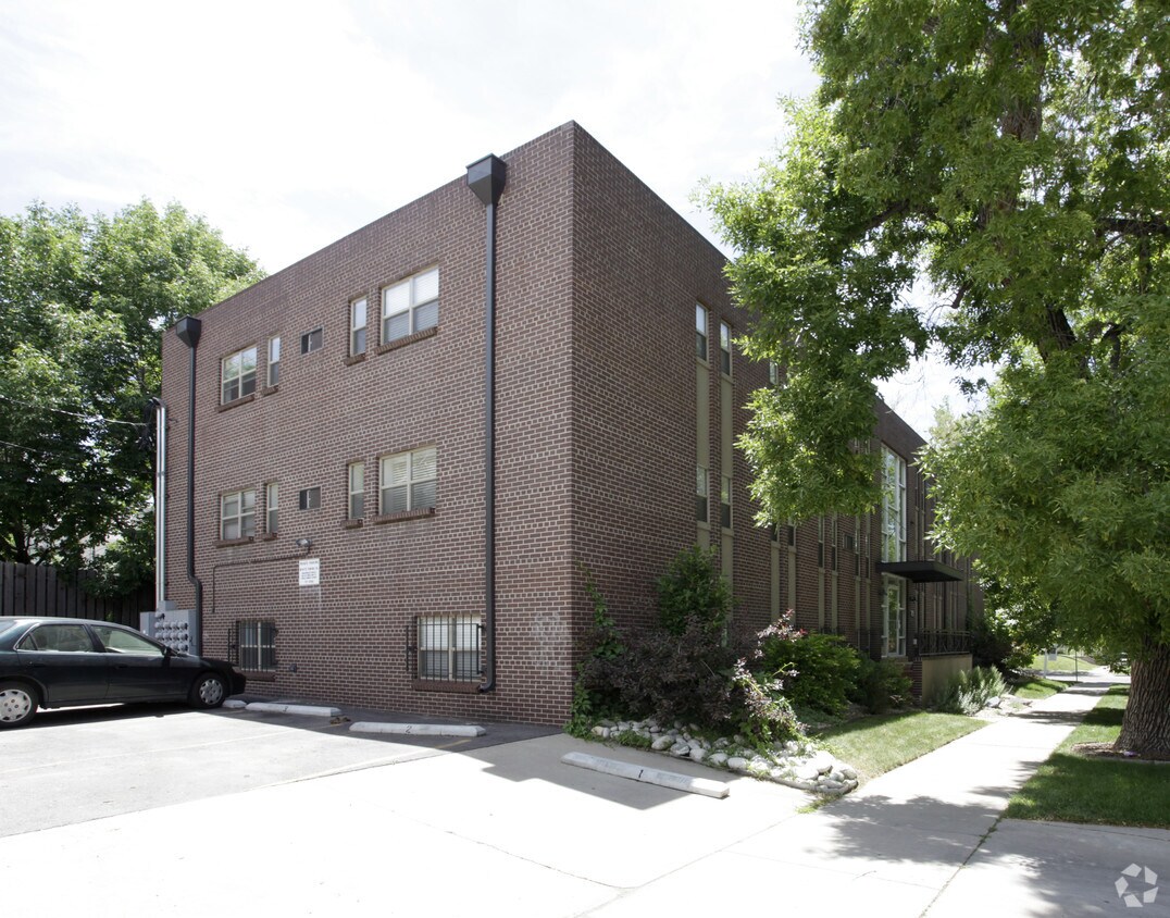 Building Photo - 2020 E 14th Ave