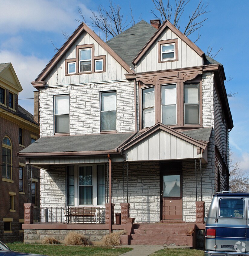 Foto del edificio - 2635 Melrose Ave