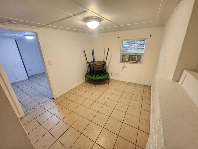 Foto del edificio - 3334 Edgewood Ave