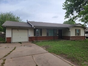 Building Photo - 1314 Suggett Ave