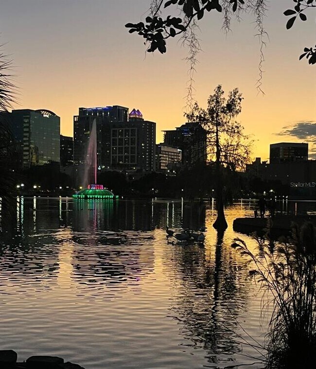 Building Photo - 1014 E South St