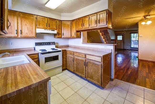 Building Photo - 1090 Milo Cir
