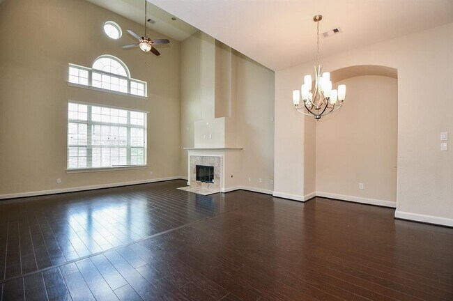 Building Photo - 5657 Oasis Palm Ln