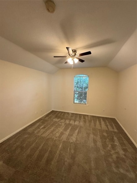 Building Photo - 3308 Light Pointe Dr