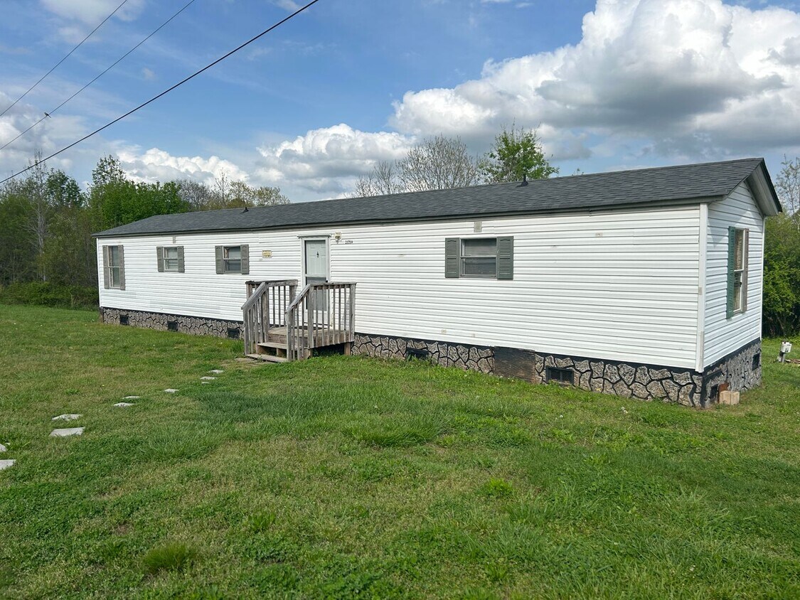 Foto principal - Secluded Home in Locust, NC!
