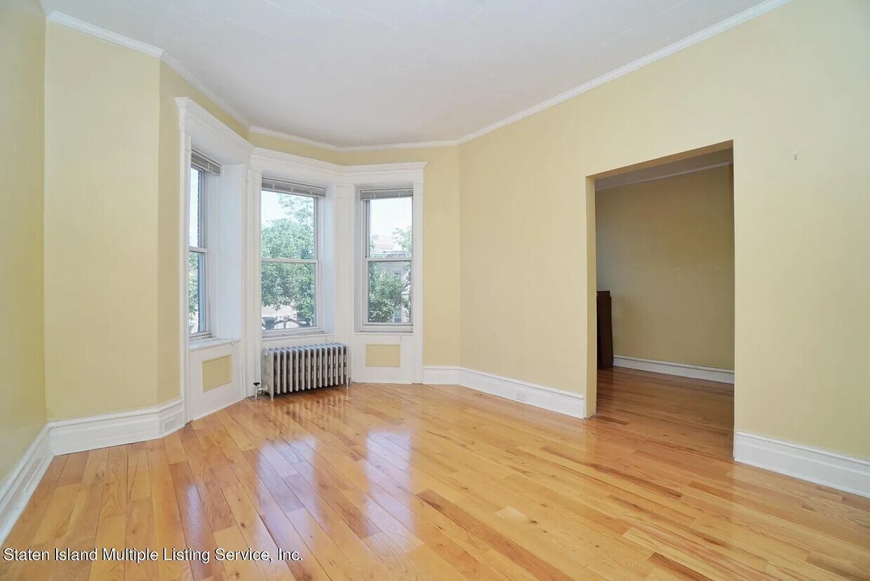 Primary Photo - 234 61st St