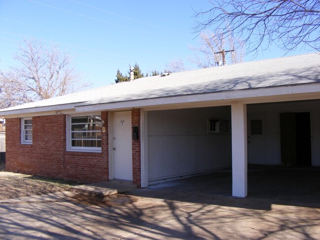 Foto del edificio - 2316 62nd St