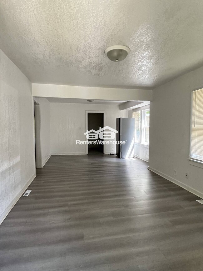 Building Photo - 7133 Agnes Ave