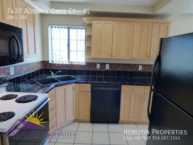 Building Photo - 2 Bed 1 Bath 861 sqft 2nd floor Citrus Hei...