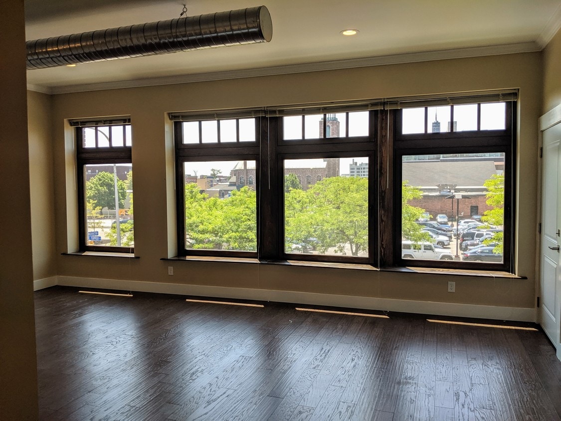 View - 12 E Tupper St