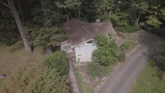 Building Photo - 25 Covenant Ln