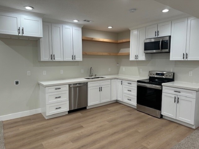 Foto del edificio - 2795 E Lakeside Dr