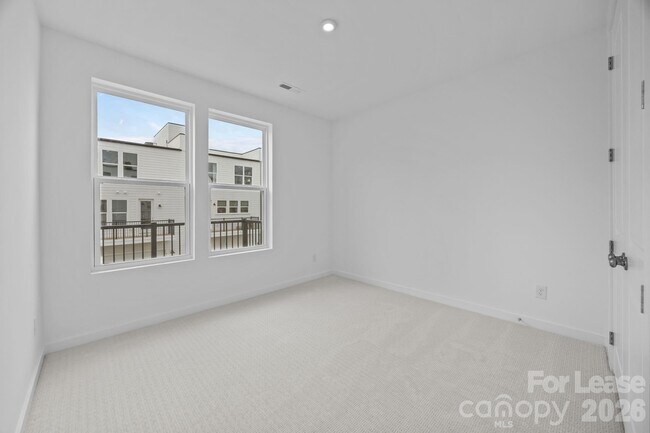 Foto del edificio - 4332 Honeywalk Ln