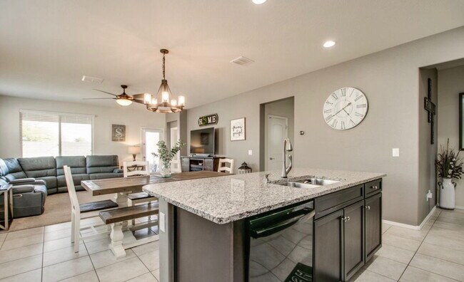Building Photo - Popular 4 bedroom Model available June 1st!