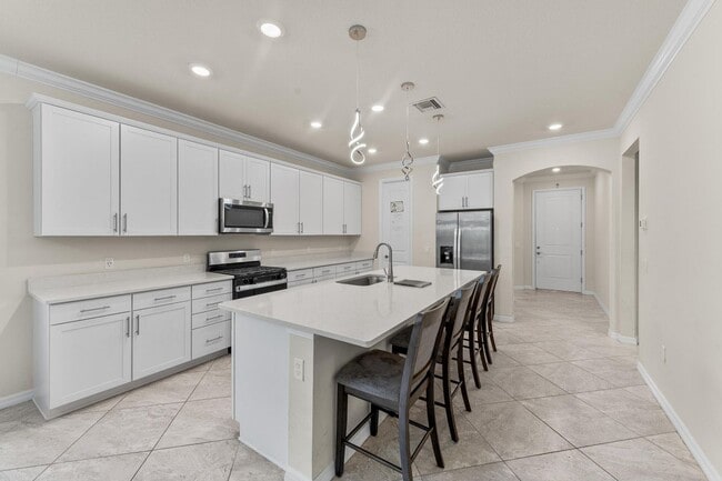 Foto del edificio - 4762 Roldan Ct