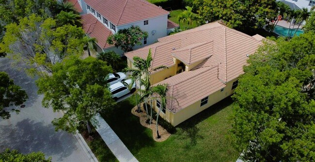 Building Photo - 1138 Croton Ct