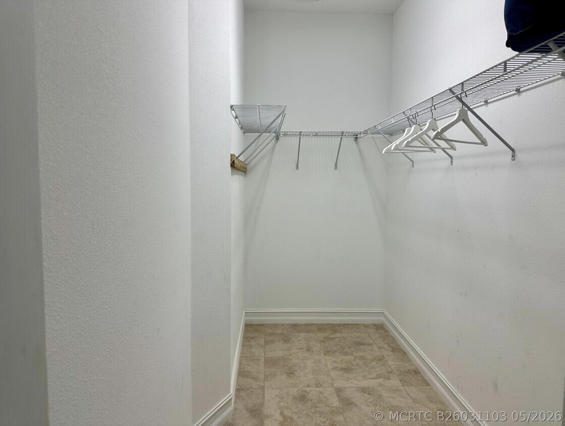 Foto del edificio - 6112 NW Cullen Way