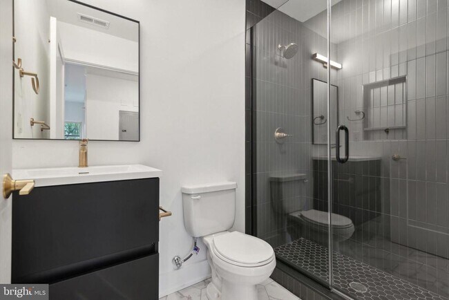 Building Photo - 367 W Hortter St