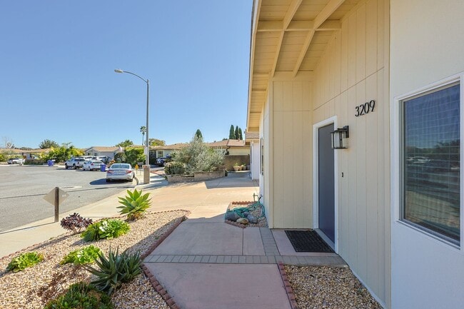 Building Photo - Peaceful 3BD/2BA Home in 55+ Community with Yard & Garage