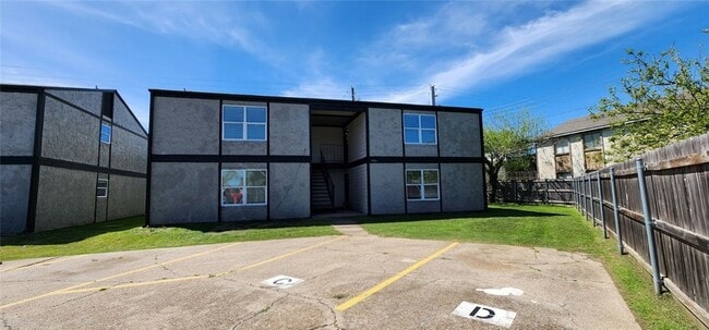 Foto del edificio - 806 Oran Cir