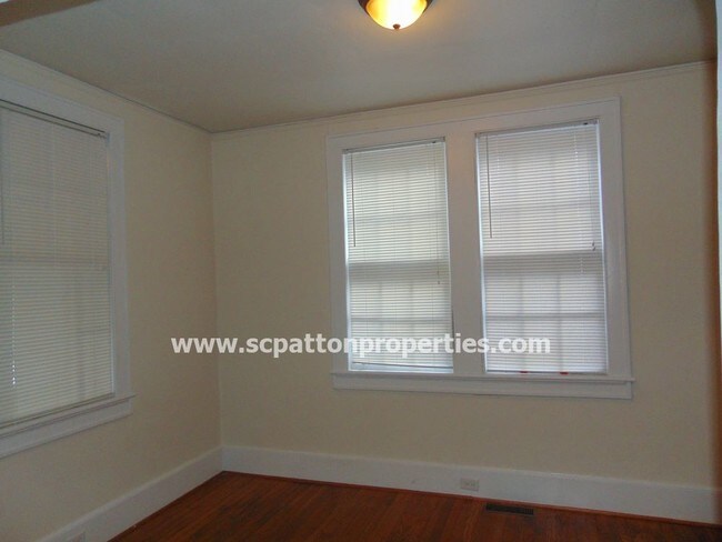 Building Photo - 2211 Greene St