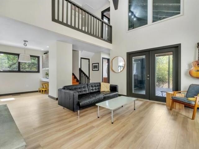 Foto del edificio - 2992 Bay Shore Dr