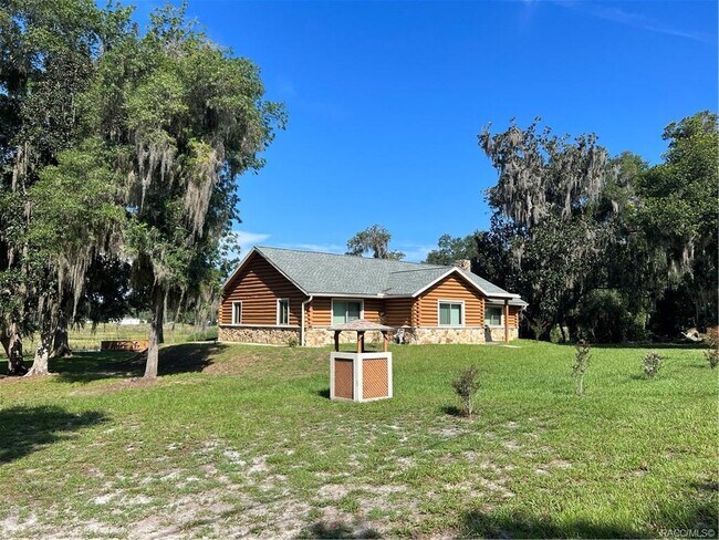Foto del edificio - 6128 N Bayfront Dr