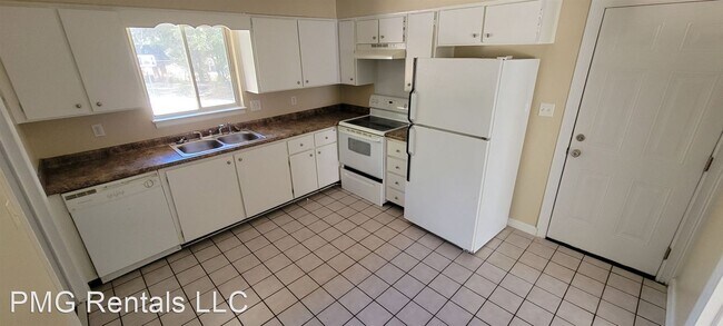 Building Photo - 3 br, 2 bath House - 605 Marvin Avenue