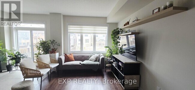 Building Photo - 101 Vanilla Trl