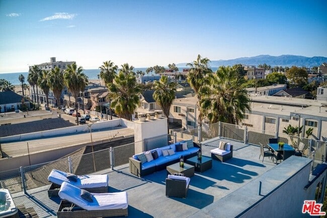 Photo - 46 Rose Ave House